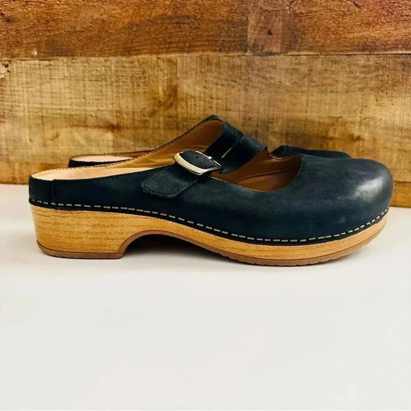 Dansko Britney Burnished Black Nubuck Leather Mule/Clog Shoes - Picture 5 of 10